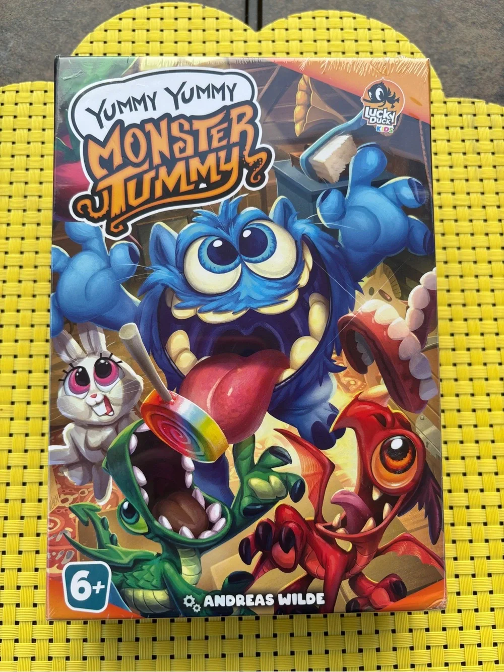 Yummy Yummy Monster Tummy Card Game, Scan & Play New-Sealed